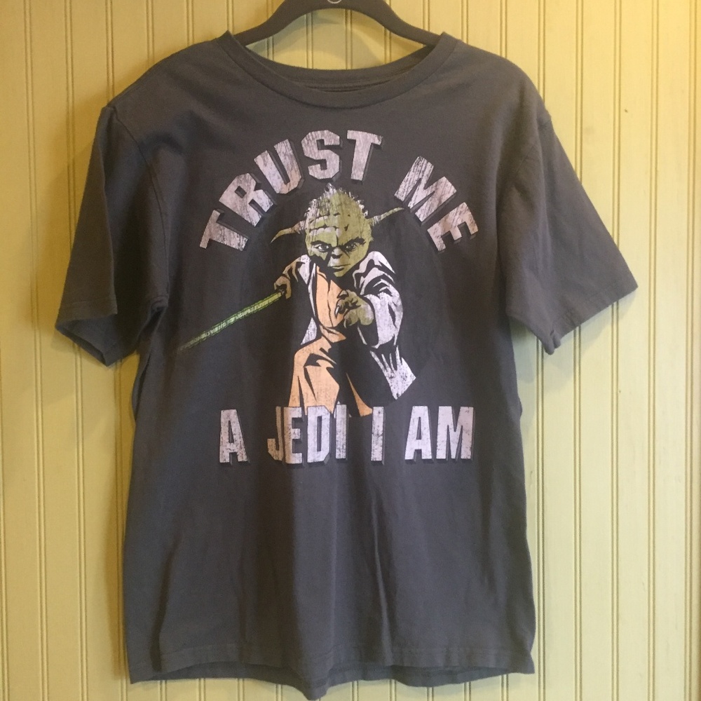 Disney T-Shirt "Trust Me A Jedi I Am" Small